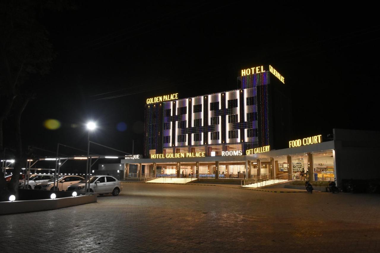 Hotel Golden Palace & Rooms Halol Exterior foto