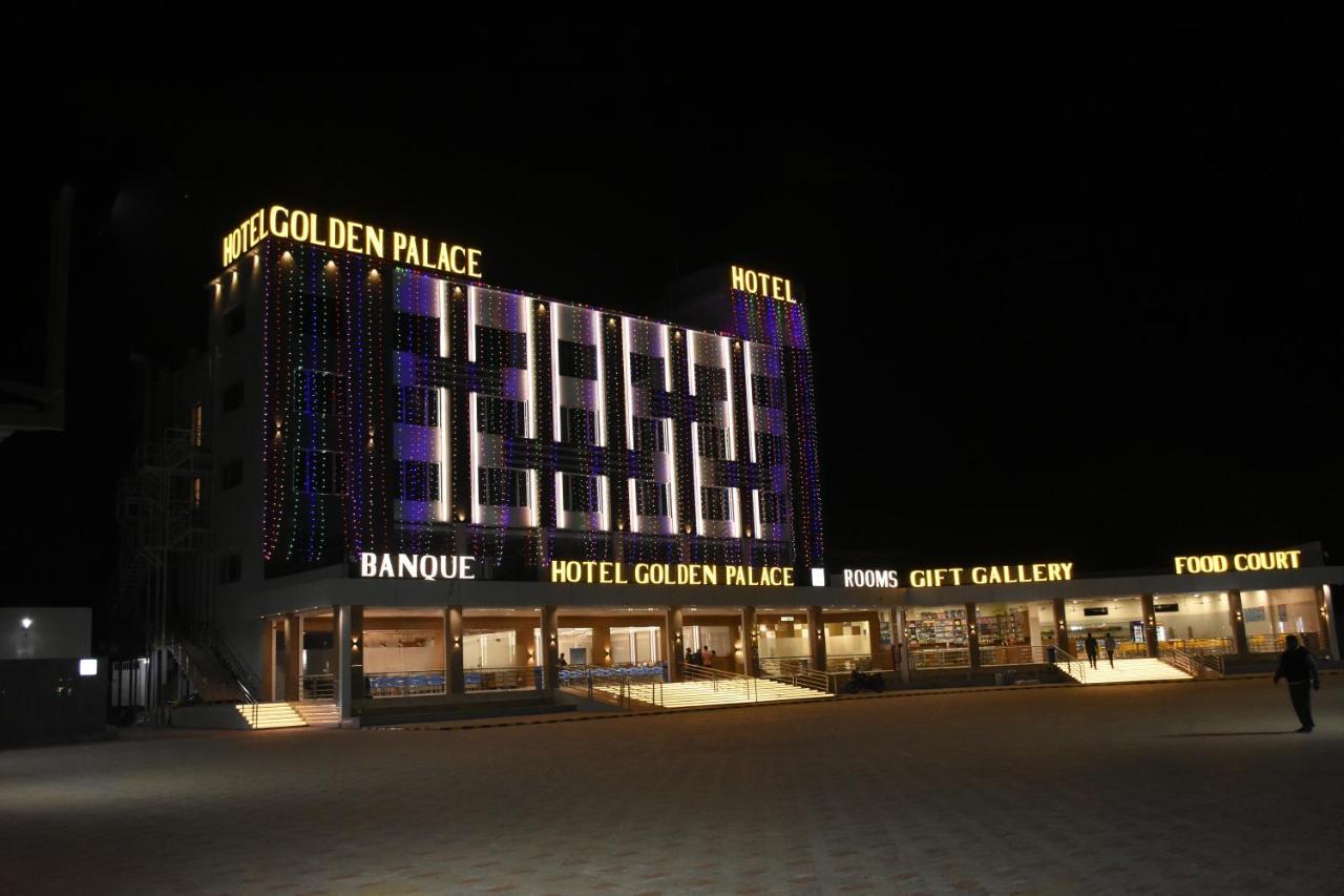 Hotel Golden Palace & Rooms Halol Exterior foto